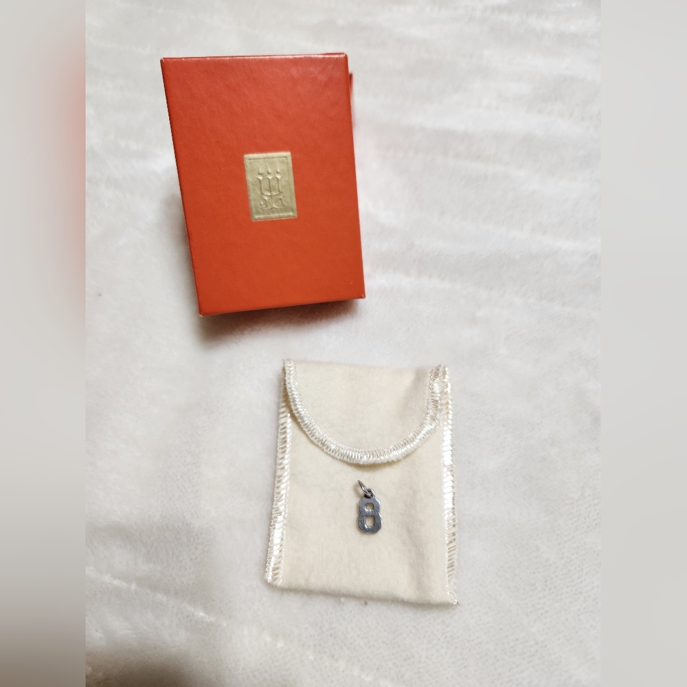 James Avery #8 Charm